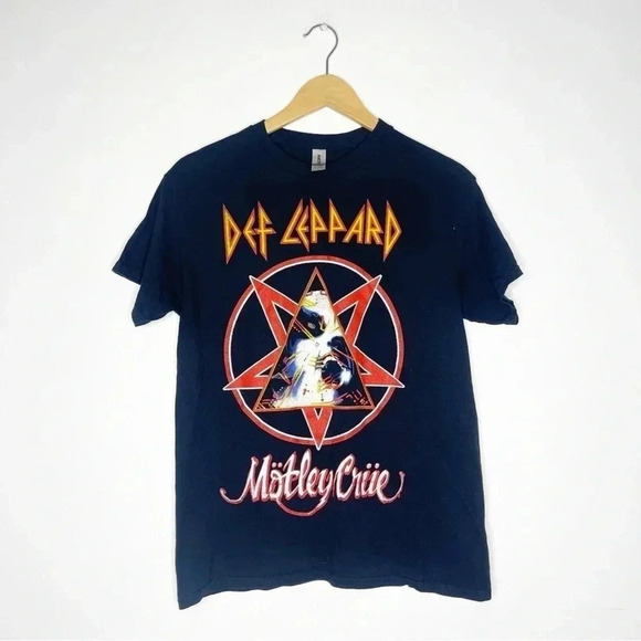 Def Leppard Motley Crew Concert Stadium Tour 2022 Size Medium - Picture 1 of 5